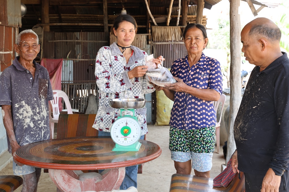 Climate-Smart Rice Field Ponds in Cambodia Boosting yields and resilience 
